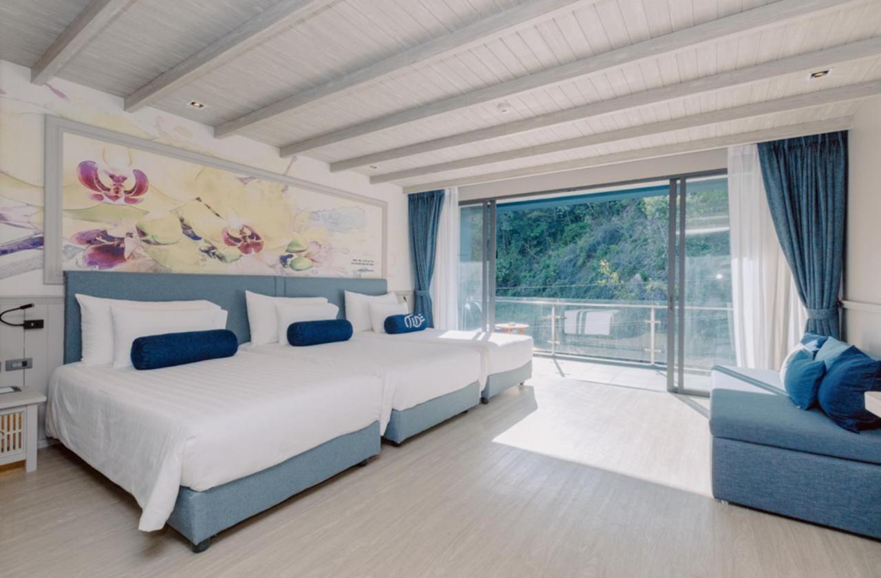 Отель Tide Beachfront Пхукет