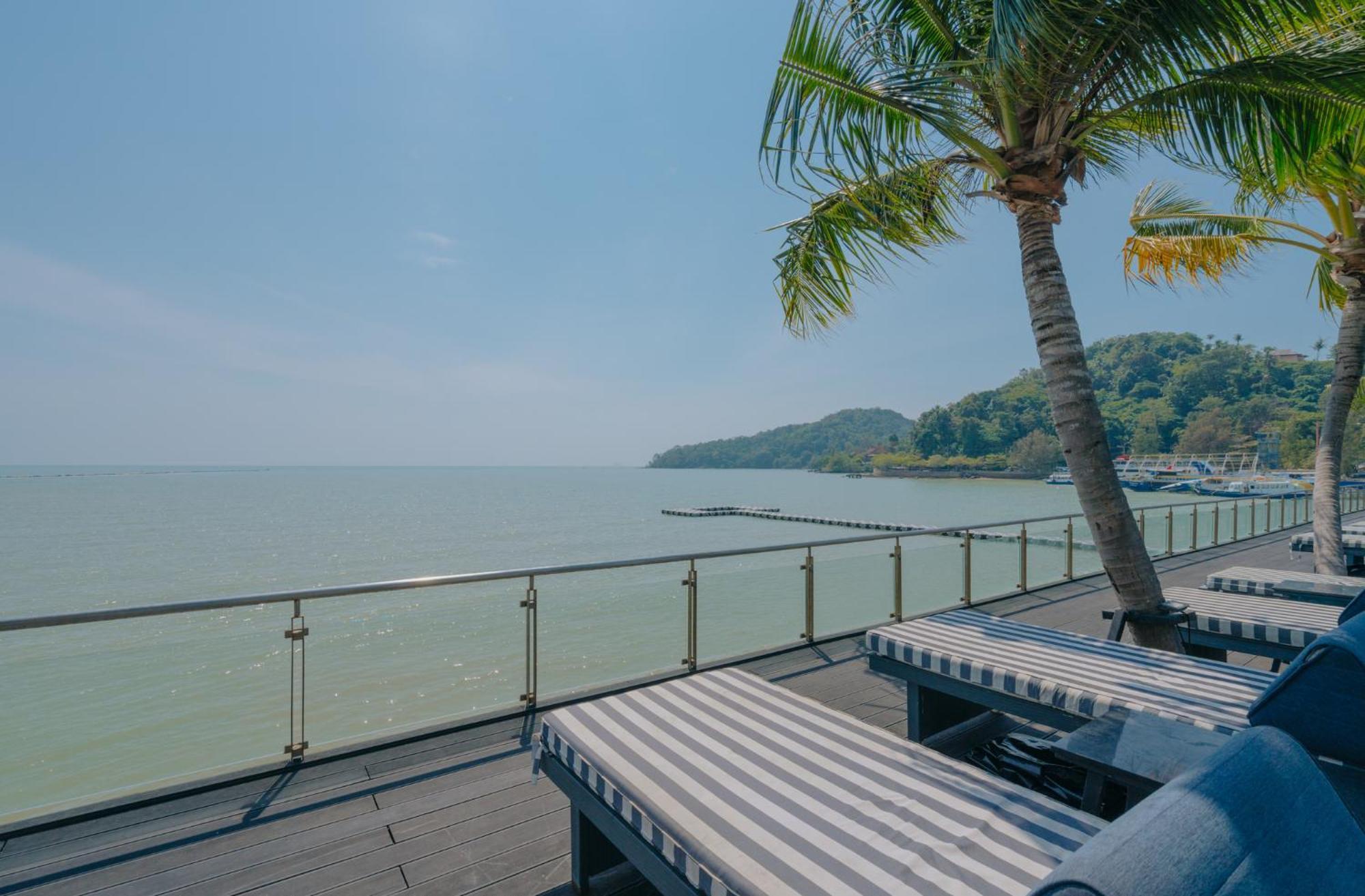 Tide Beachfront