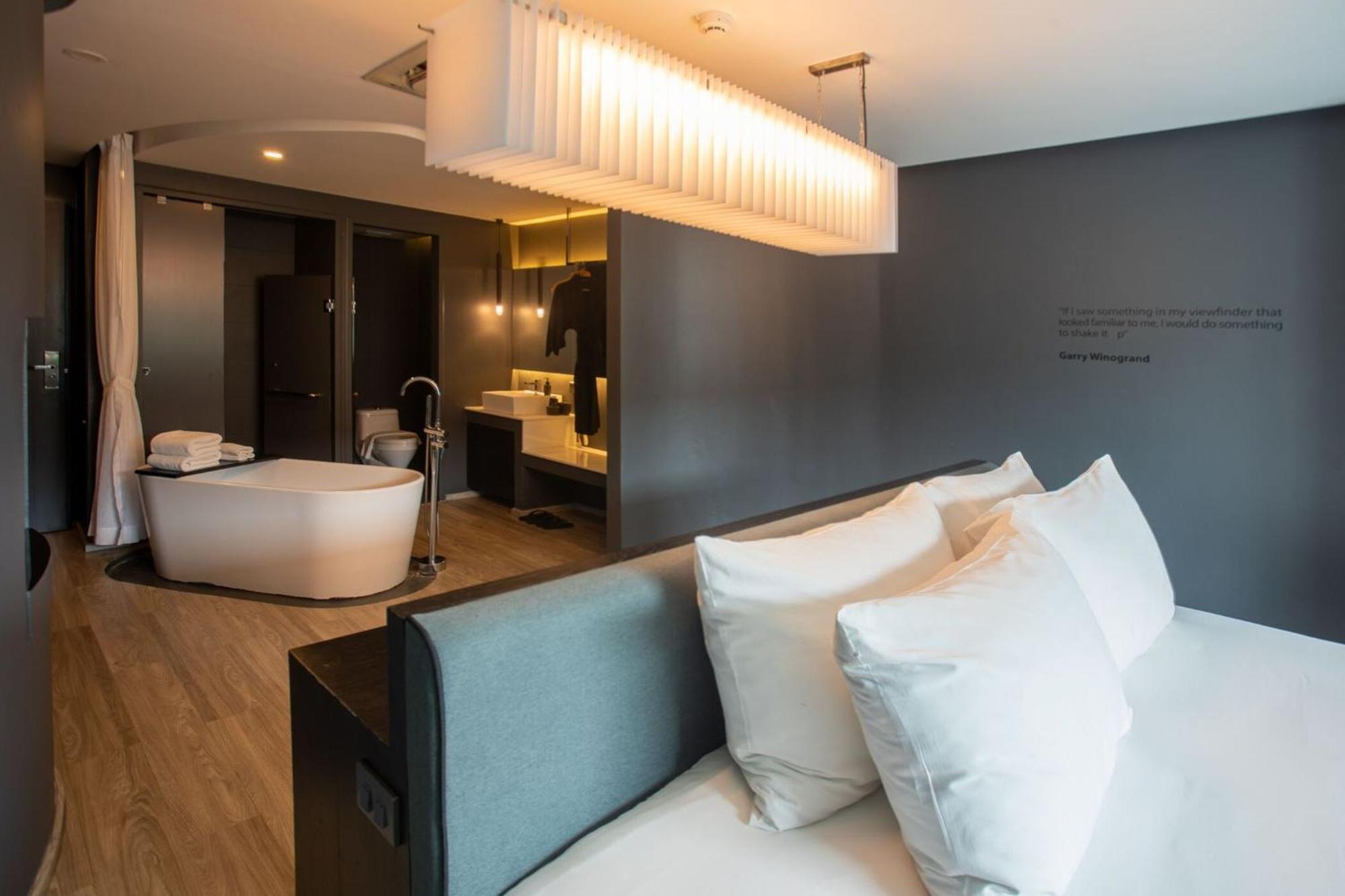 Hotel Tide Beachfront Phuket